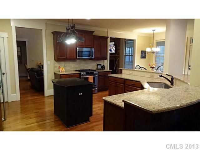 168 Shepherds Bluff Dr, Mooresville, NC 28115