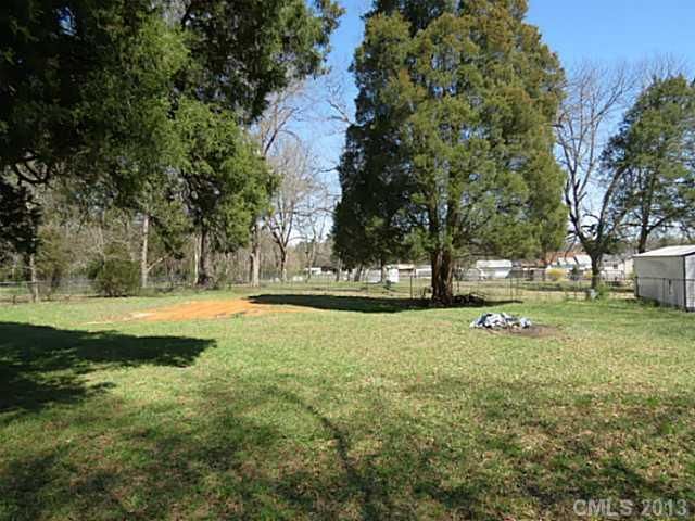 616 Morningside Dr, Chester, SC 29706