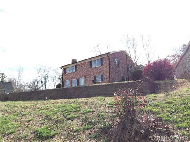 620 Edgewater Dr, Belmont, NC 28012