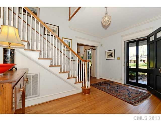 1126 Belgrave Pl, Charlotte, NC 28203