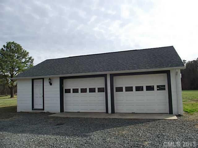 6500 Barrier Store Rd, Mount Pleasant, NC 28124
