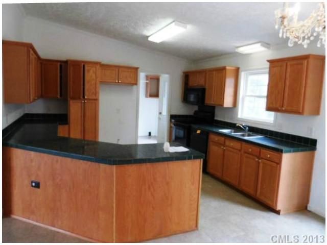 7230 Sims Rd, Waxhaw, NC 28173