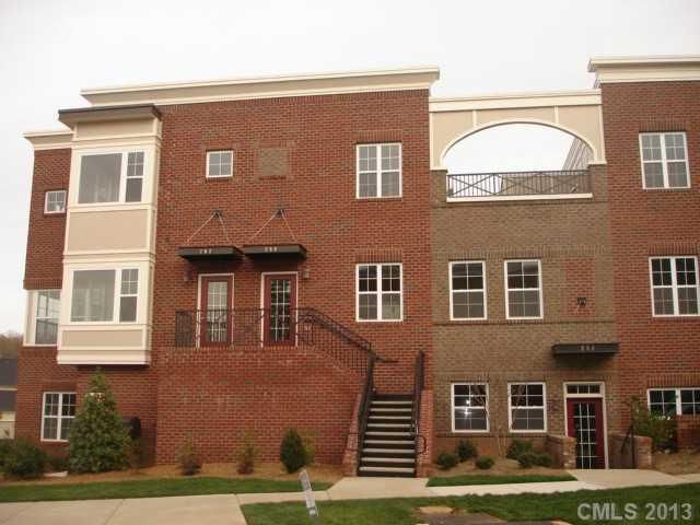 258 Harbour Pl #14, Davidson, NC 28036