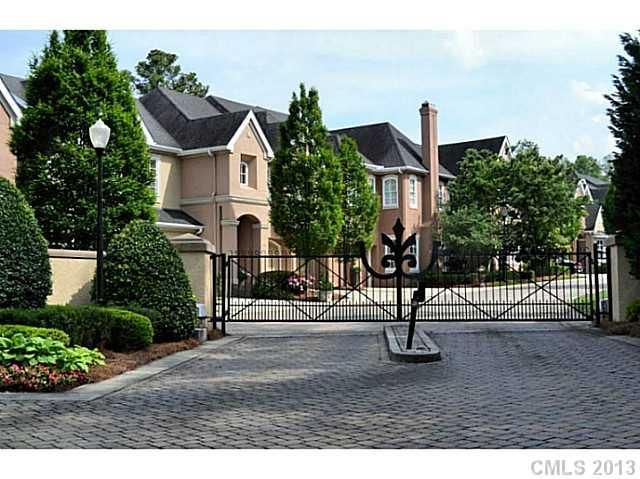204 Wendover Heights Cir #12C, Charlotte, NC 28211