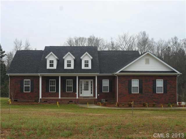 2614 Mccain Rd, Lancaster, SC 29720