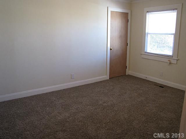 130 James St, Kannapolis, NC 28083