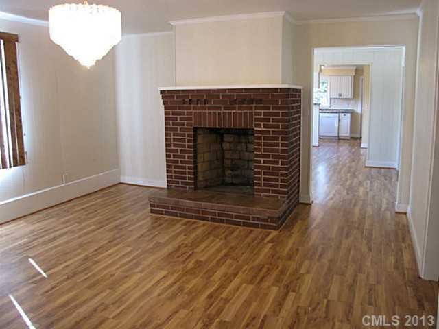 130 James St, Kannapolis, NC 28083