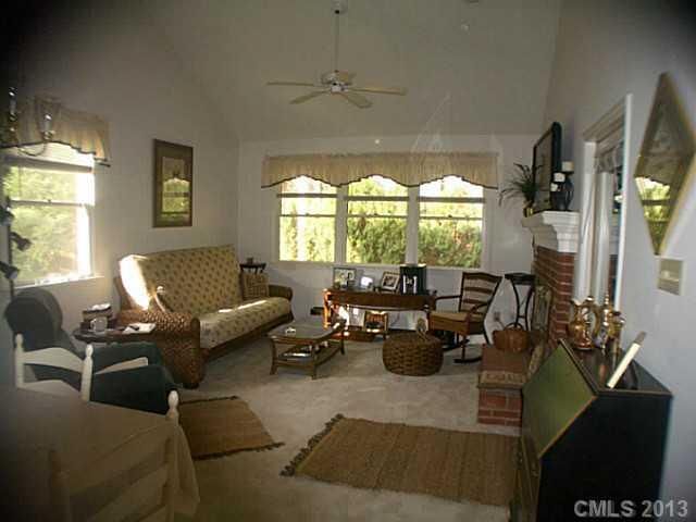 19961 Oak Leaf Cir #19961, Cornelius, NC 28031