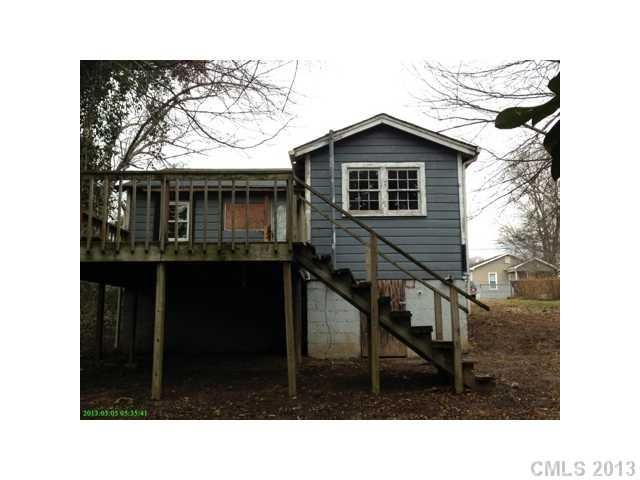 511 Maple St, Dallas, NC 28034