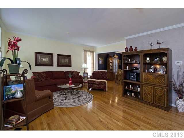 8905 Forest Shadow Cir #28, Cornelius, NC 28031