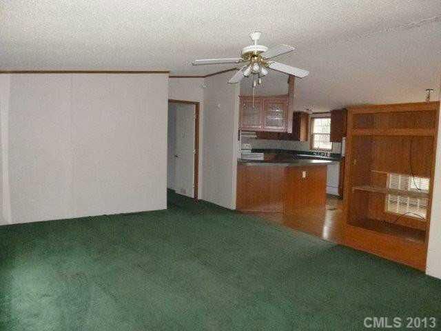 2471 Johnstown Rd, Crouse, NC 28033