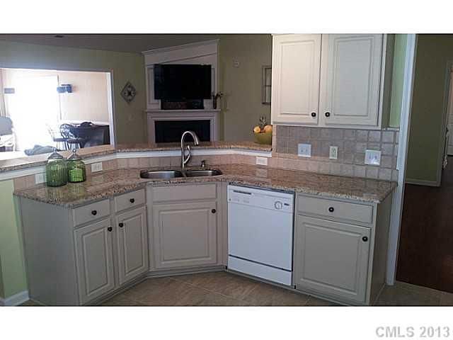 9311 Culcairn Rd, Huntersville, NC 28078