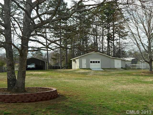 4105 Springview Dr, Dallas, NC 28034