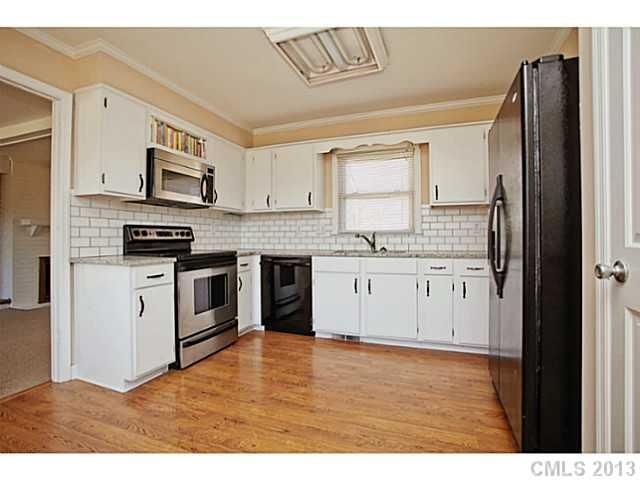 1821 Grey Rock Dr, Fort Mill, SC 29708