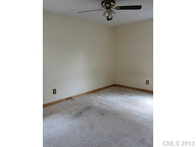 150 Spring Meadow Dr, Clover, SC 29710