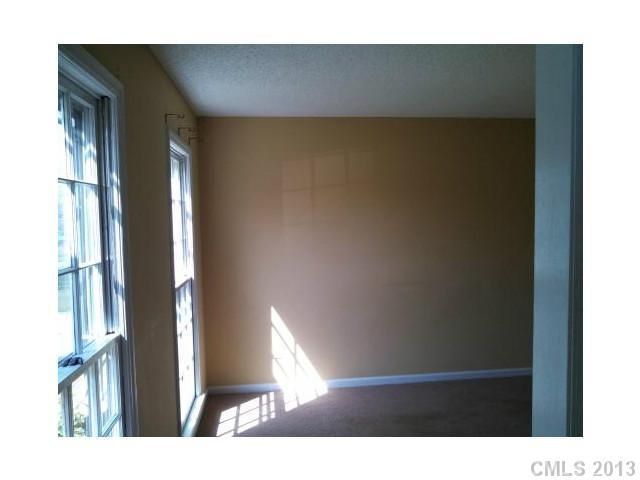 4200 Collingham Dr, Charlotte, NC 28273