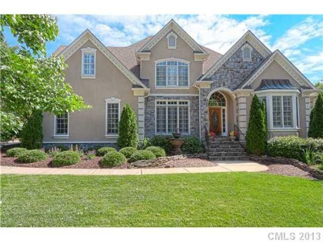 18508 River Ford Dr, Davidson, NC 28036