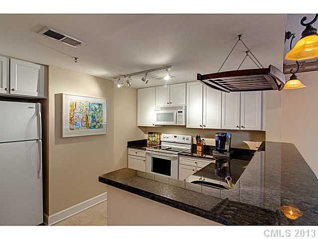 1315 East Blvd #516, Charlotte, NC 28203