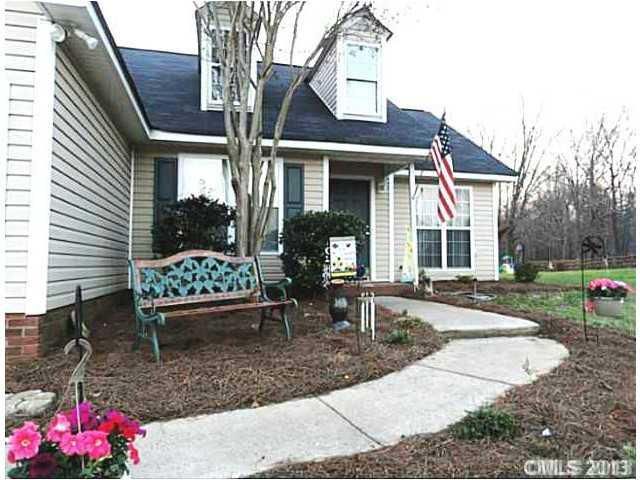 2453 River Chase Dr, Monroe, NC 28110