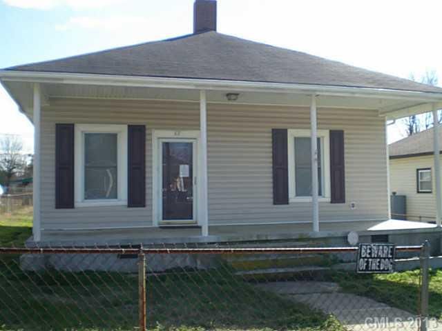 17 Maple Ave, Gastonia, NC 28054