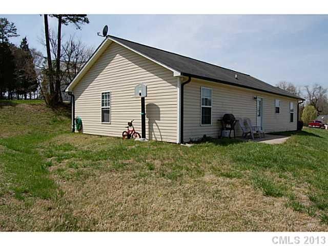 964 Braxton Dr, Concord, NC 28025