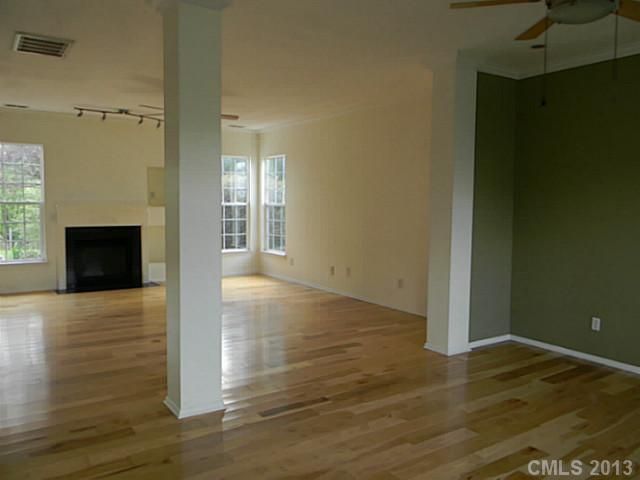 1021 Rocky Meadows Ln, Concord, NC 28025