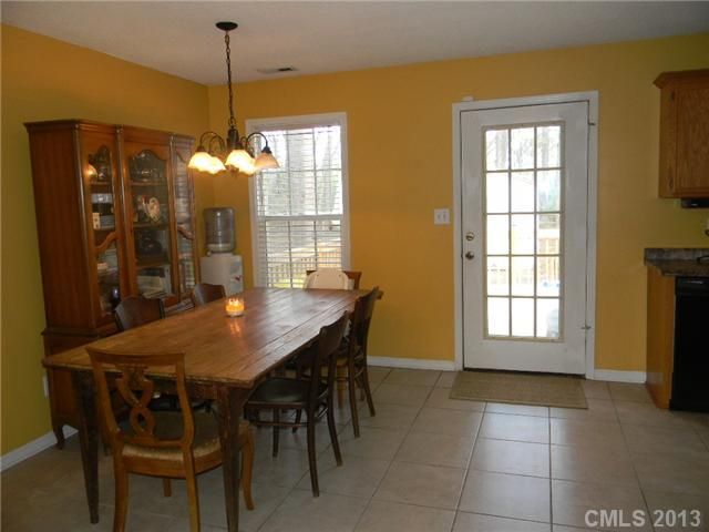 712 Elaine St, Marshville, NC 28103