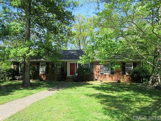 596 Burrage Rd, Concord, NC 28025