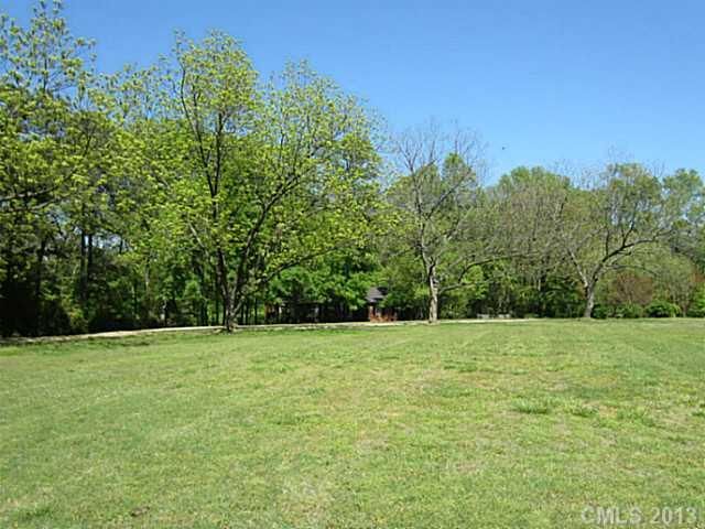 596 Burrage Rd, Concord, NC 28025