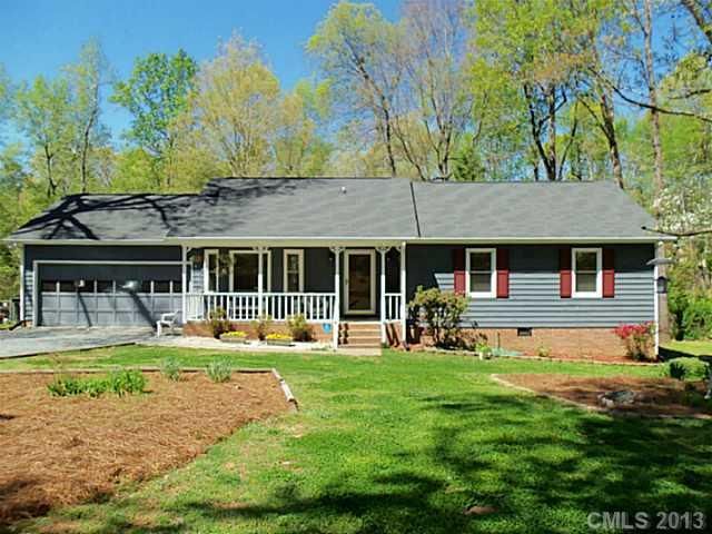 2209 Bearskin Ln, Monroe, NC 28110