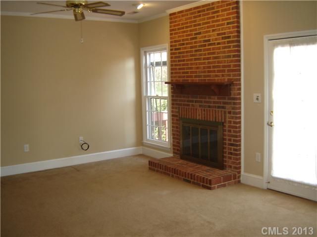 6314 Autumn Moss Ct, Charlotte, NC 28277