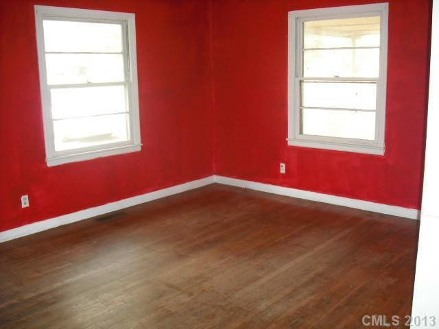 301 Thompson St, Monroe, NC 28112