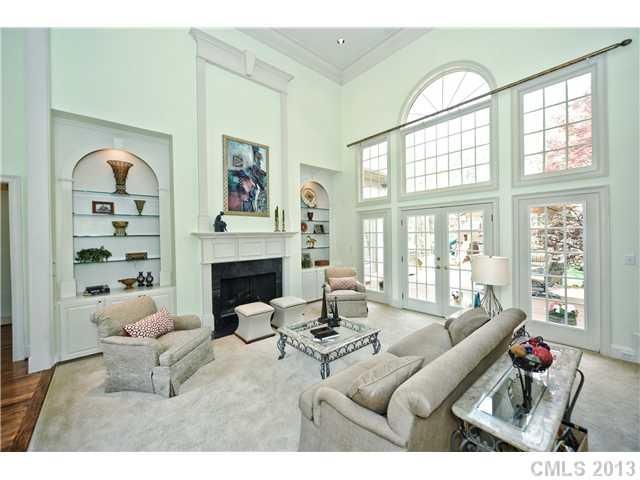 6900 Premier Dr, Charlotte, NC 28277