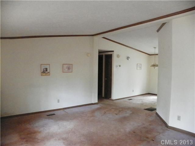 3311 Roundcliff Dr, Concord, NC 28025