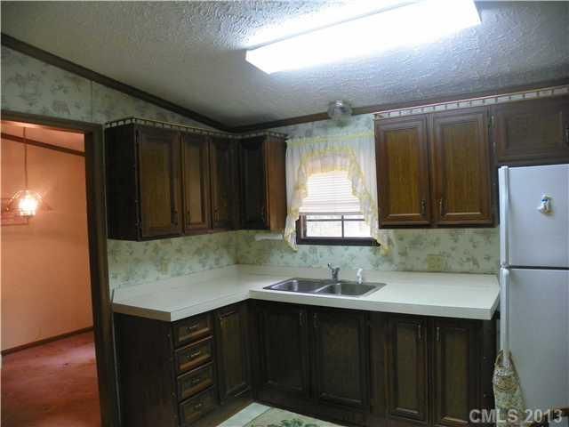 3311 Roundcliff Dr, Concord, NC 28025
