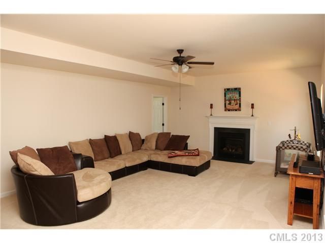 3891 Rivendell Rd, Denver, NC 28037