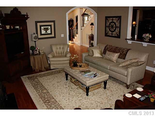 7725 Quail Park Dr, Charlotte, NC 28210