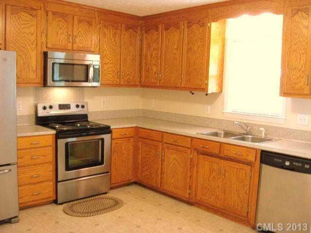 3224 River Rd, Lincolnton, NC 28092