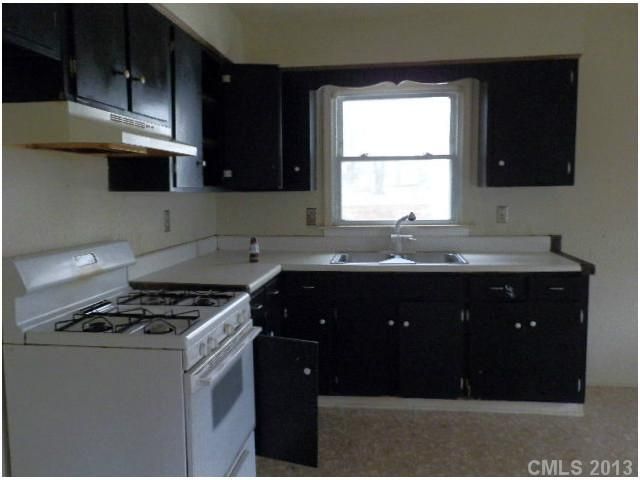 613 Dundeen Dr, Gastonia, NC 28052