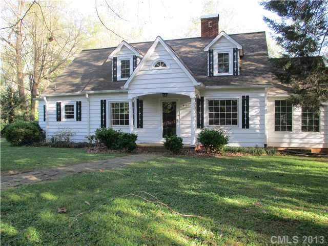 511 S Main St, Davidson, NC 28036