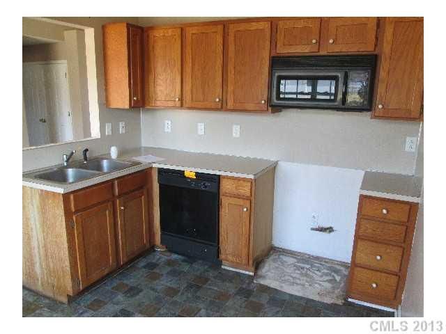 5809 Autumn Trace Ln, Indian Trail, NC 28079
