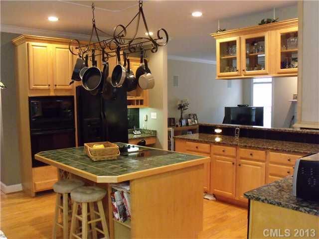 20609 Autumn Breeze Ct, Cornelius, NC 28031