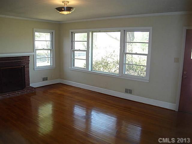 300 Memorial Dr, Clover, SC 29710