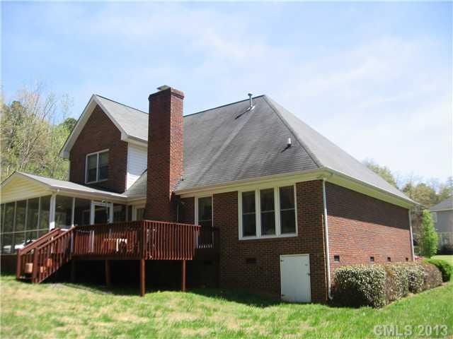 301 Southfork Ln, Belmont, NC 28012
