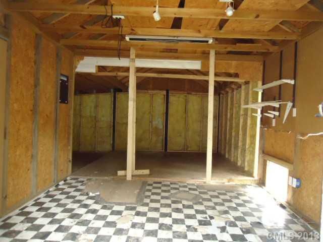 106 Canebreak Ct, Dallas, NC 28034
