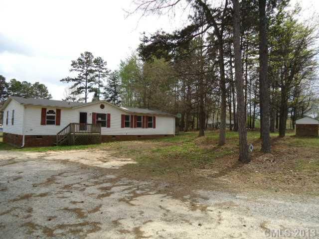 106 Canebreak Ct, Dallas, NC 28034