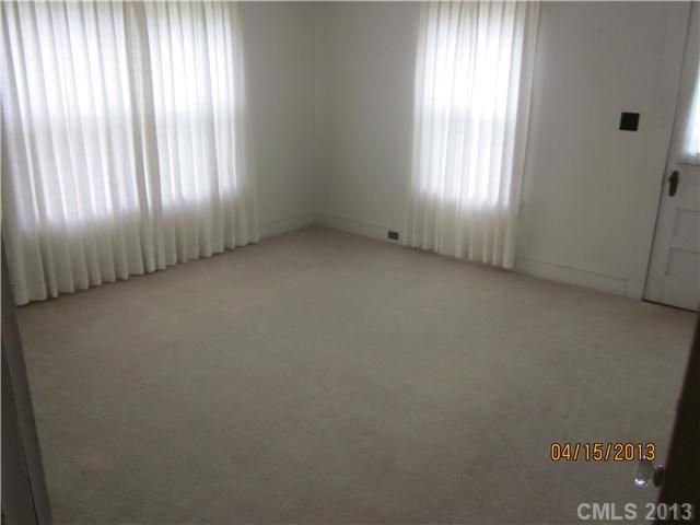 637 Indian Hill Rd, Olin, NC 28660