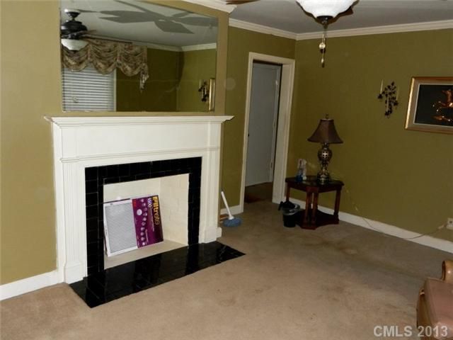 2858 Dorchester Pl, Charlotte, NC 28209