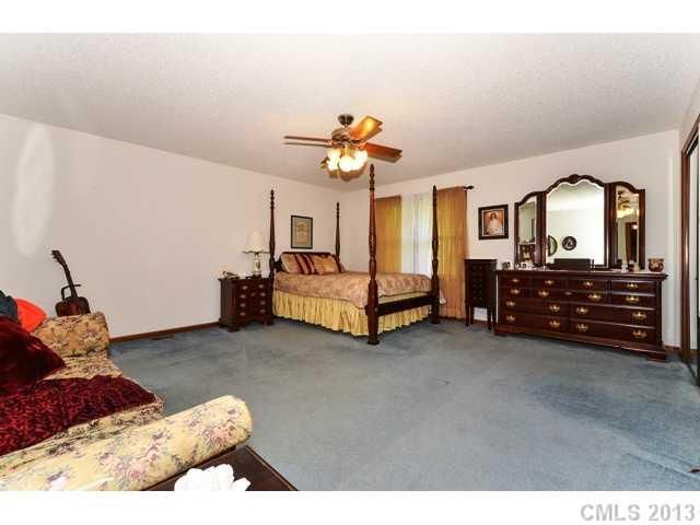 2104 Mt Laurel Rd, Lancaster, SC 29720