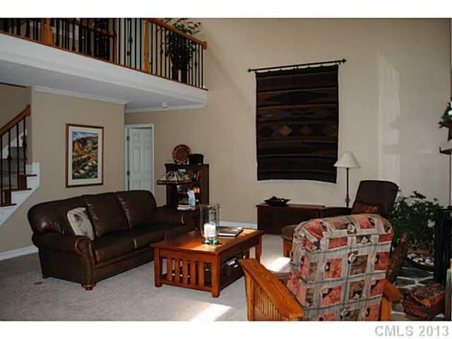 2414 Maynard Dr, Charlotte, NC 28270
